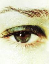 brown eye